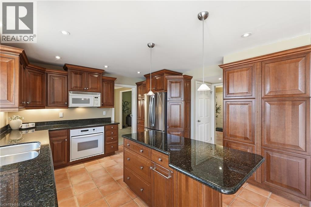 46 Devils Creek Drive, Cambridge, ON