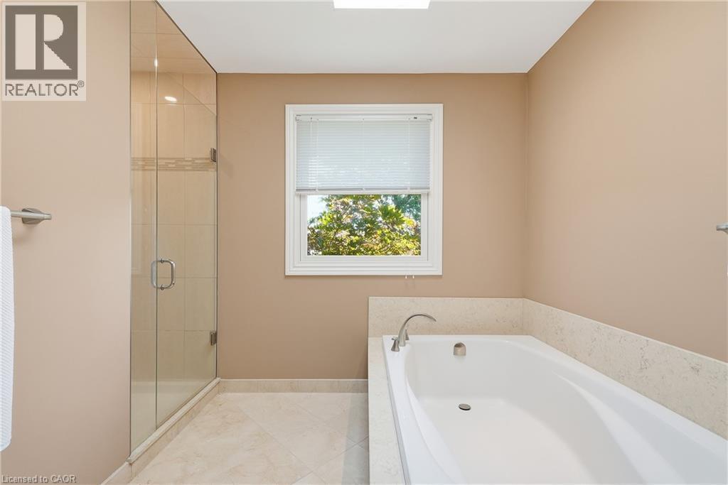 46 Devils Creek Drive, Cambridge, ON