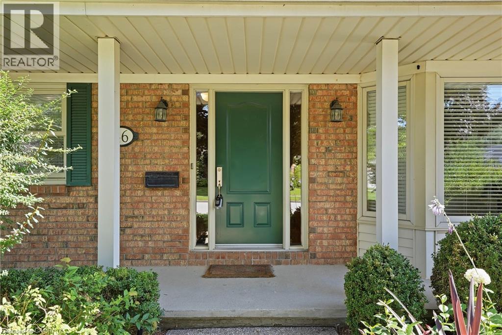 46 Devils Creek Drive, Cambridge, ON
