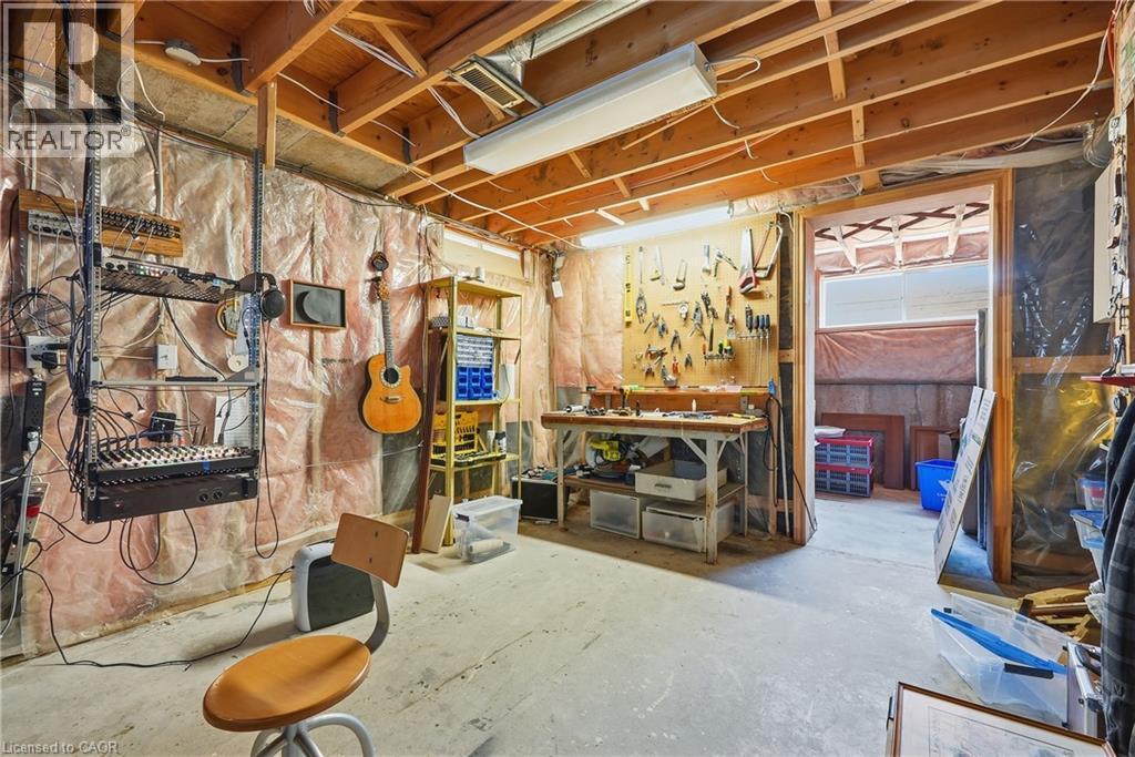 46 Devils Creek Drive, Cambridge, ON