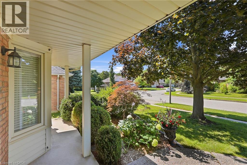 46 Devils Creek Drive, Cambridge, ON