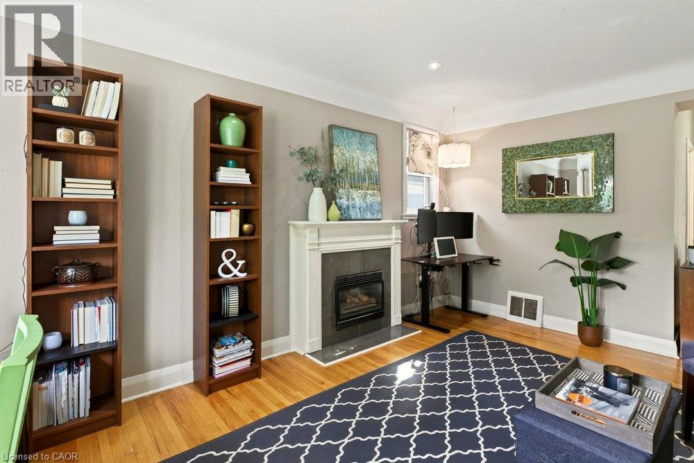 23 Kipling Road, Hamilton, ON - Indoor Photo Showing Living Room With Fireplace