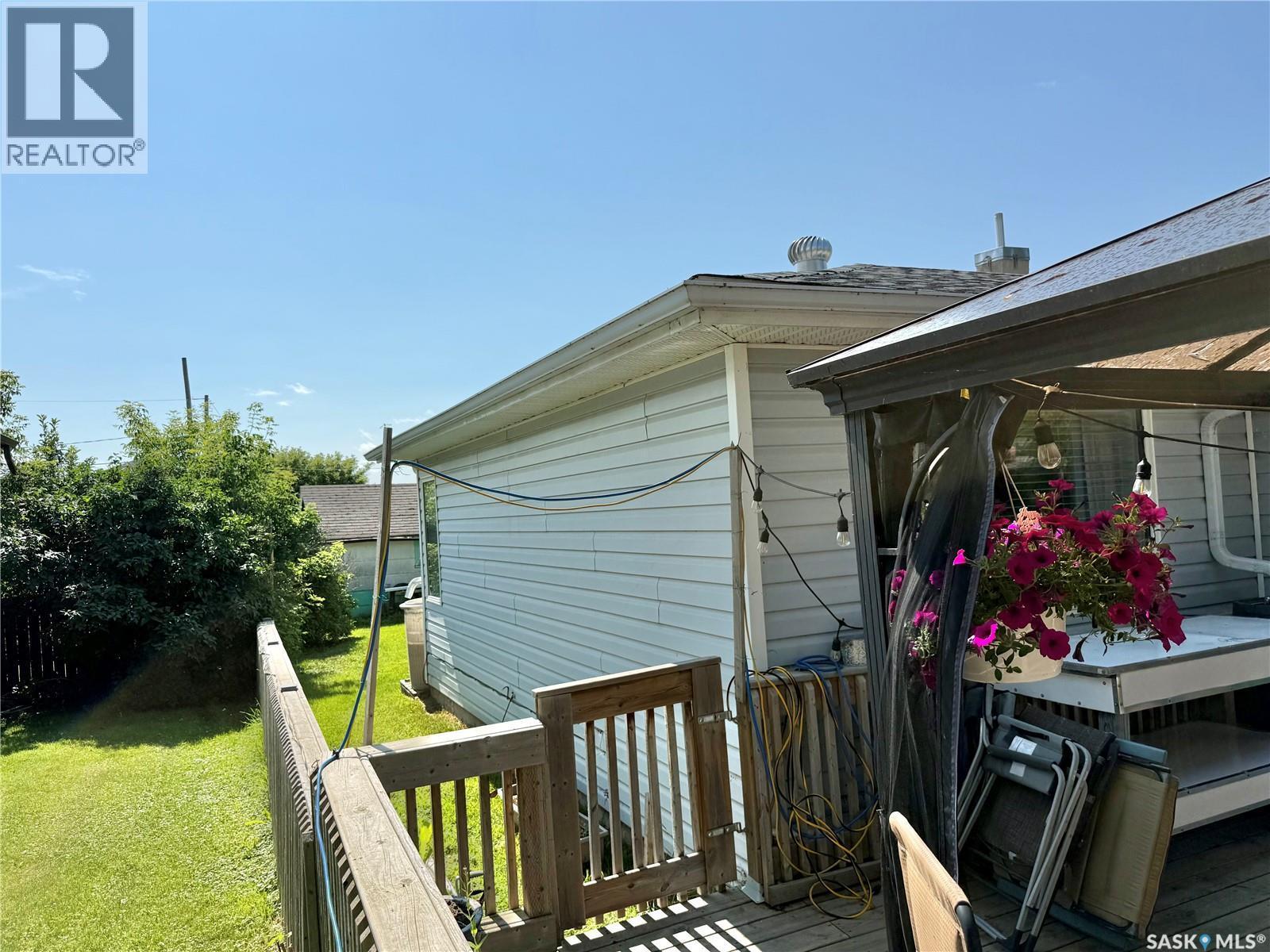 315 3Rd Avenue W, Debden, SK - Outdoor With Deck Patio Veranda With Exterior