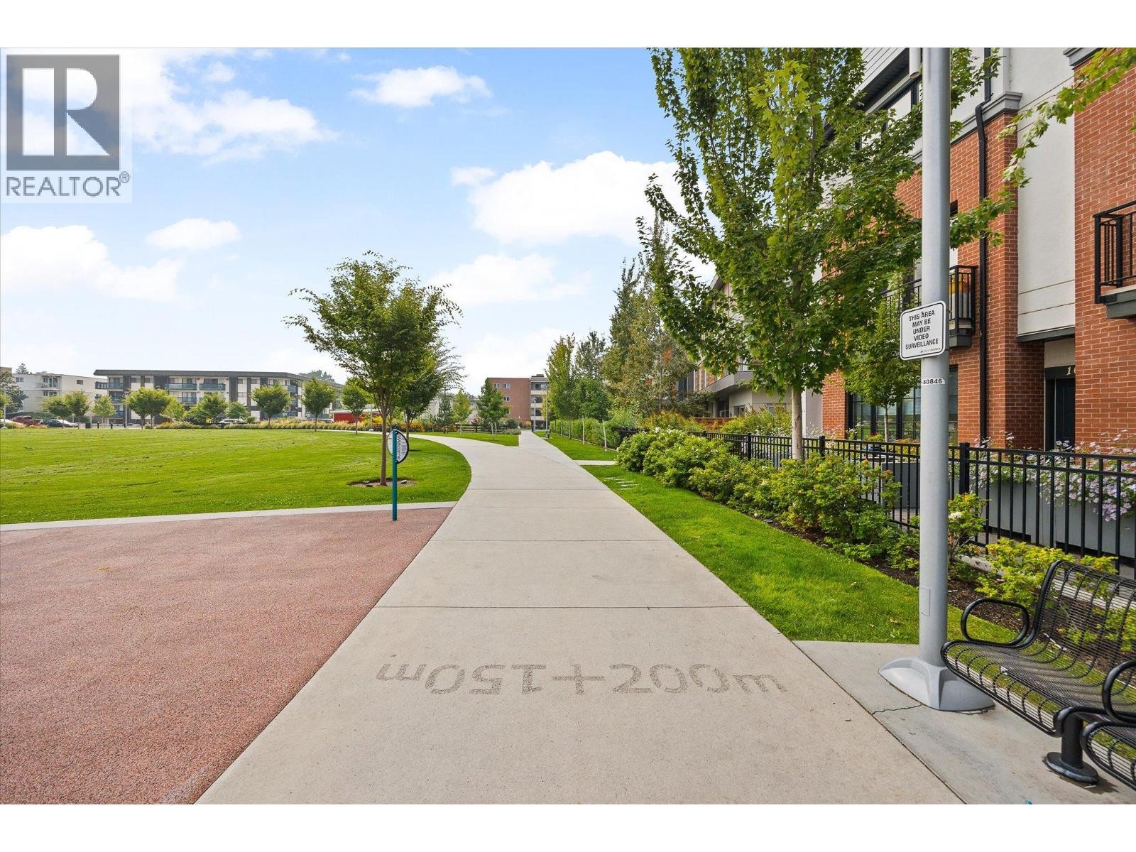 With entrance right off of Rowcliffe Park! - 1775 Chapman Place Unit# Ph06, Kelowna, BC