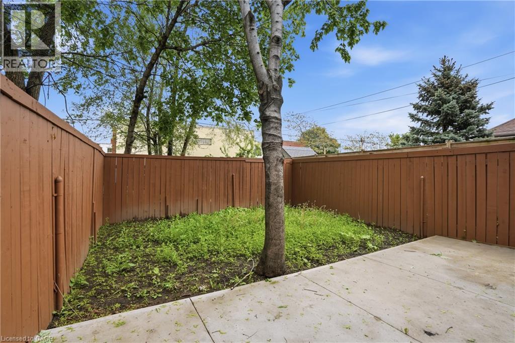 23 Edward Street, Hamilton, ON - Outdoor