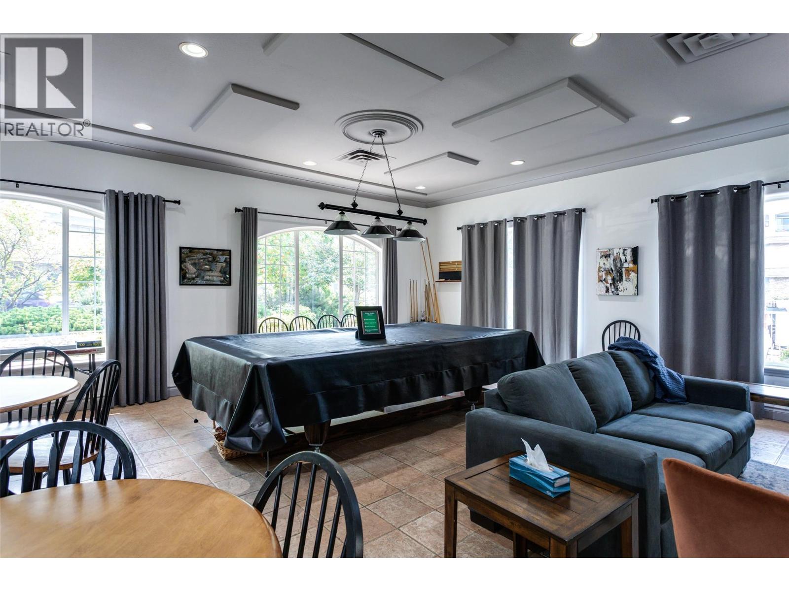 1962 Enterprise Way Unit# 401, Kelowna, BC - Indoor Photo Showing Other Room