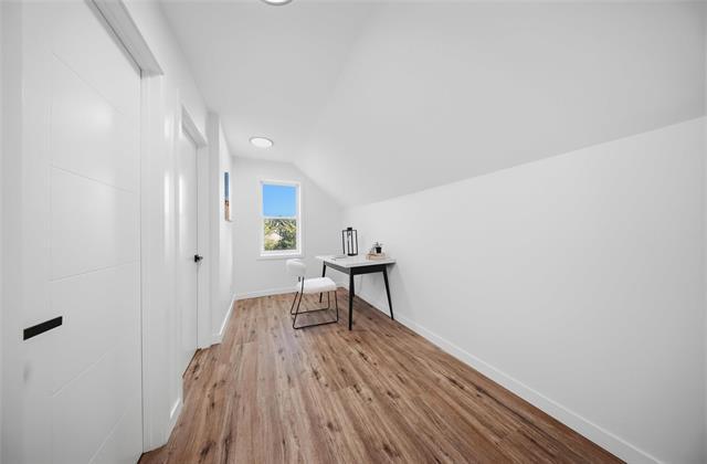 324 Yale Ave, Winnipeg, MB - Indoor Photo Showing Bedroom