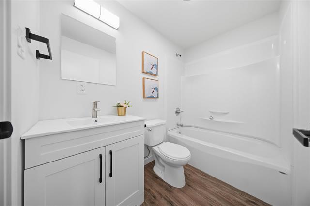 324 Yale Ave, Winnipeg, MB - Indoor Photo Showing Other Room