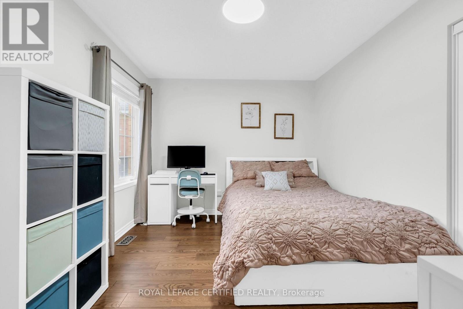729 Turrell Crescent, Milton, ON - Indoor Photo Showing Bedroom