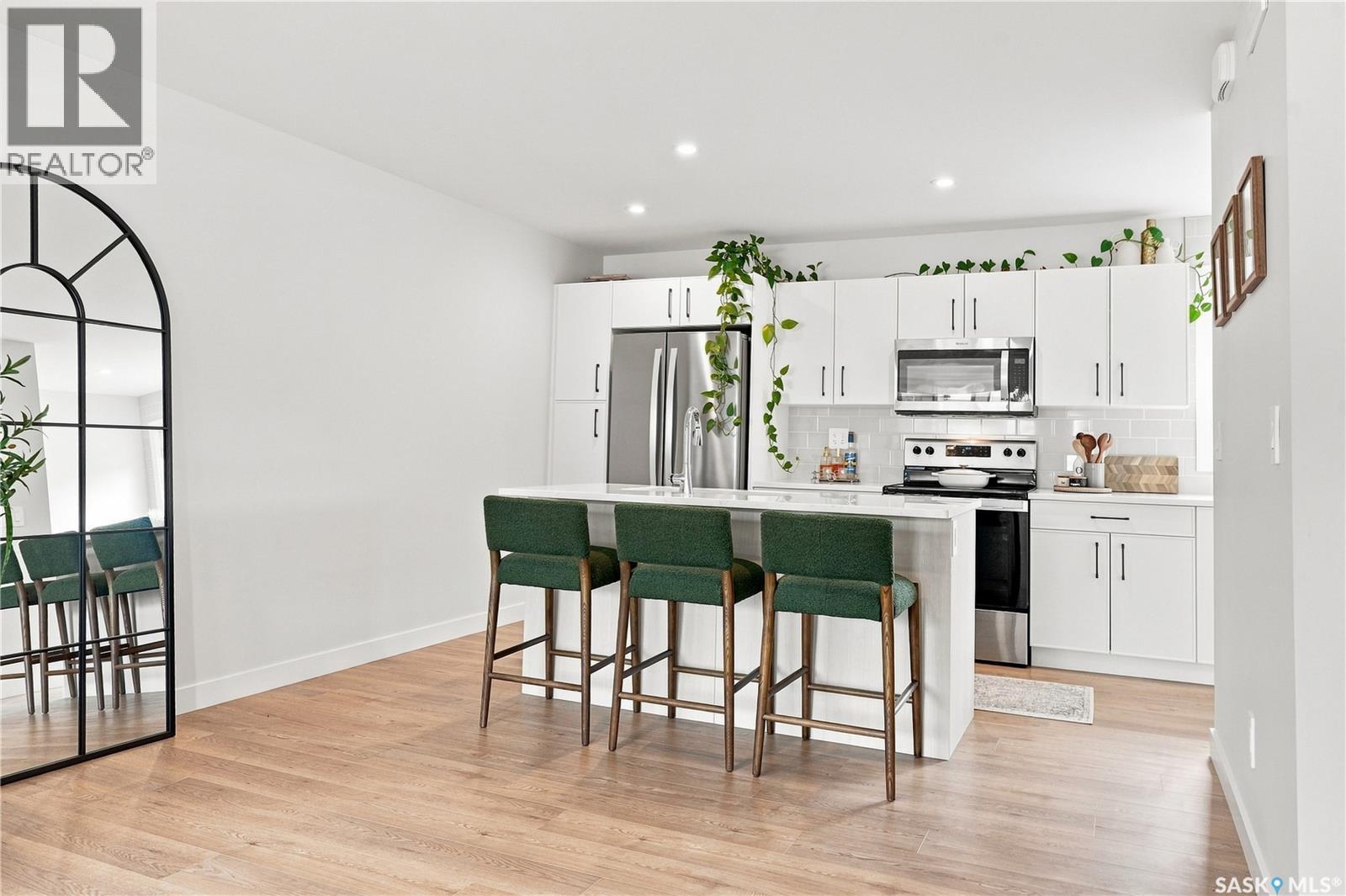 12 651 Dubois Crescent, Saskatoon, SK