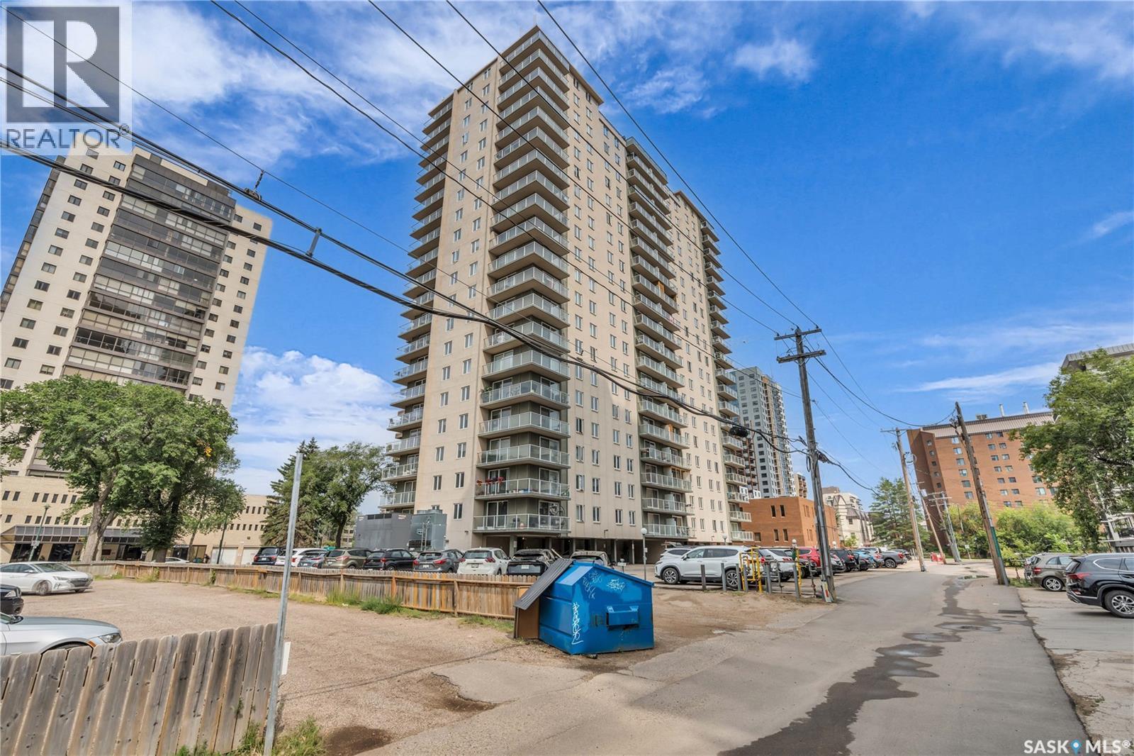 1606 320 5Th Avenue N, Saskatoon, SK - Outdoor With Balcony With Facade