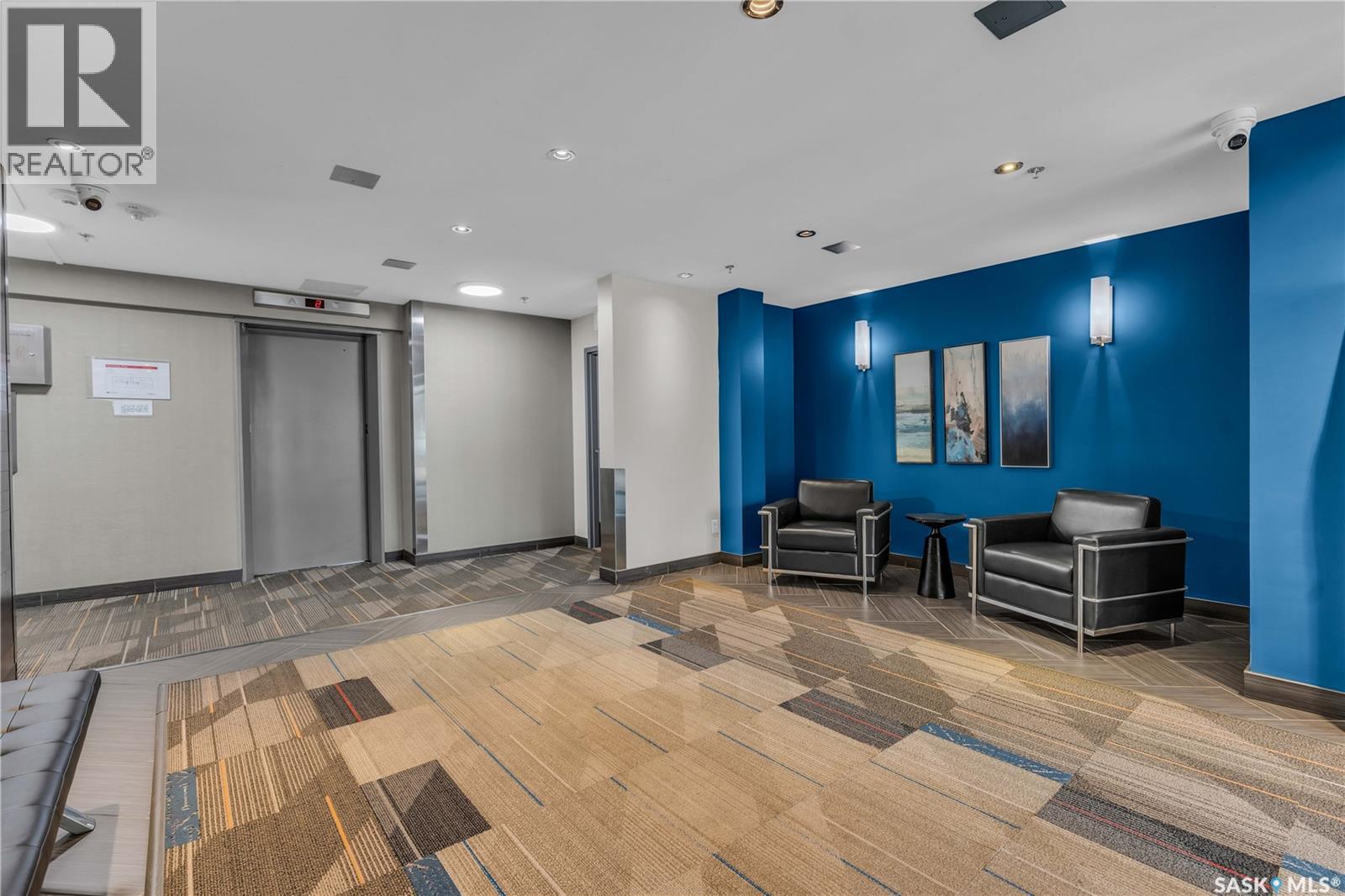 1606 320 5Th Avenue N, Saskatoon, SK - Indoor