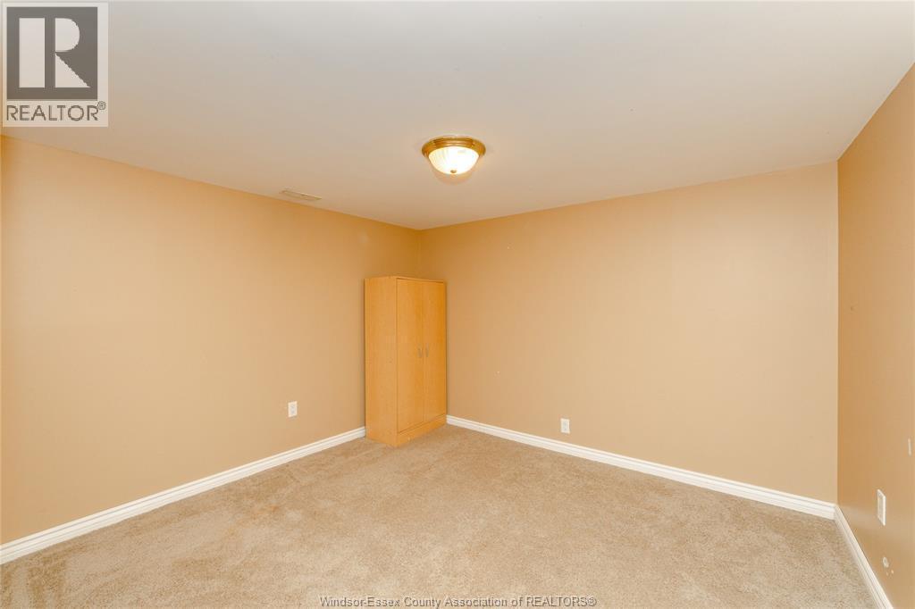 39 Patricia Street, St. Thomas, ON - Indoor Photo Showing Other Room