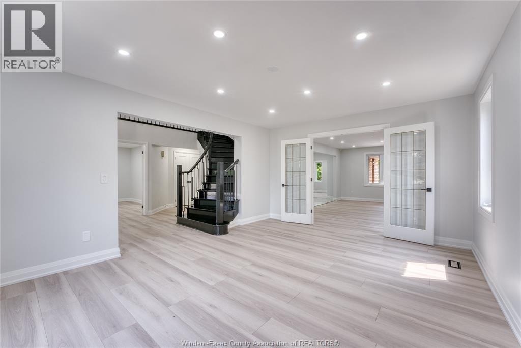 2350 Docherty Drive, Tecumseh, ON - Indoor