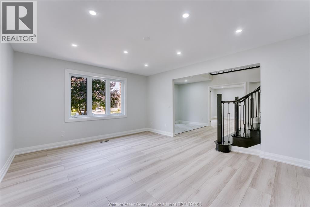 2350 Docherty Drive, Tecumseh, ON - Indoor Photo Showing Other Room