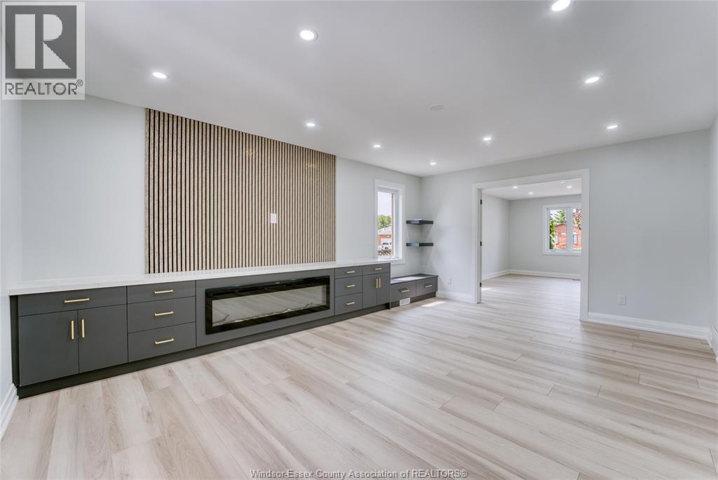 2350 Docherty Drive, Tecumseh, ON - Indoor Photo Showing Other Room