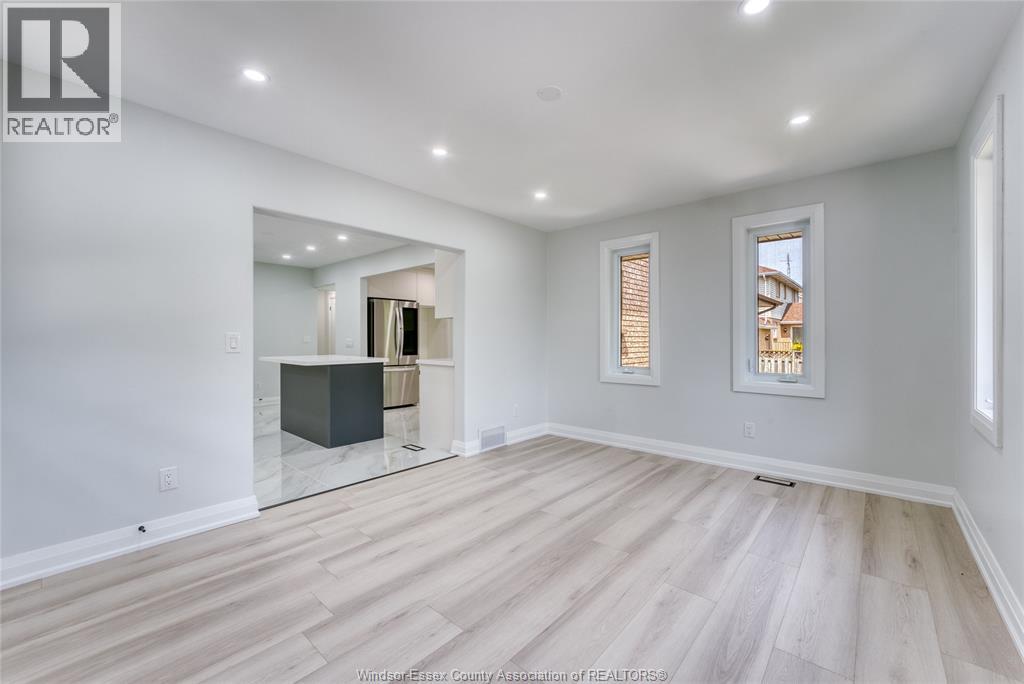 2350 Docherty Drive, Tecumseh, ON - Indoor