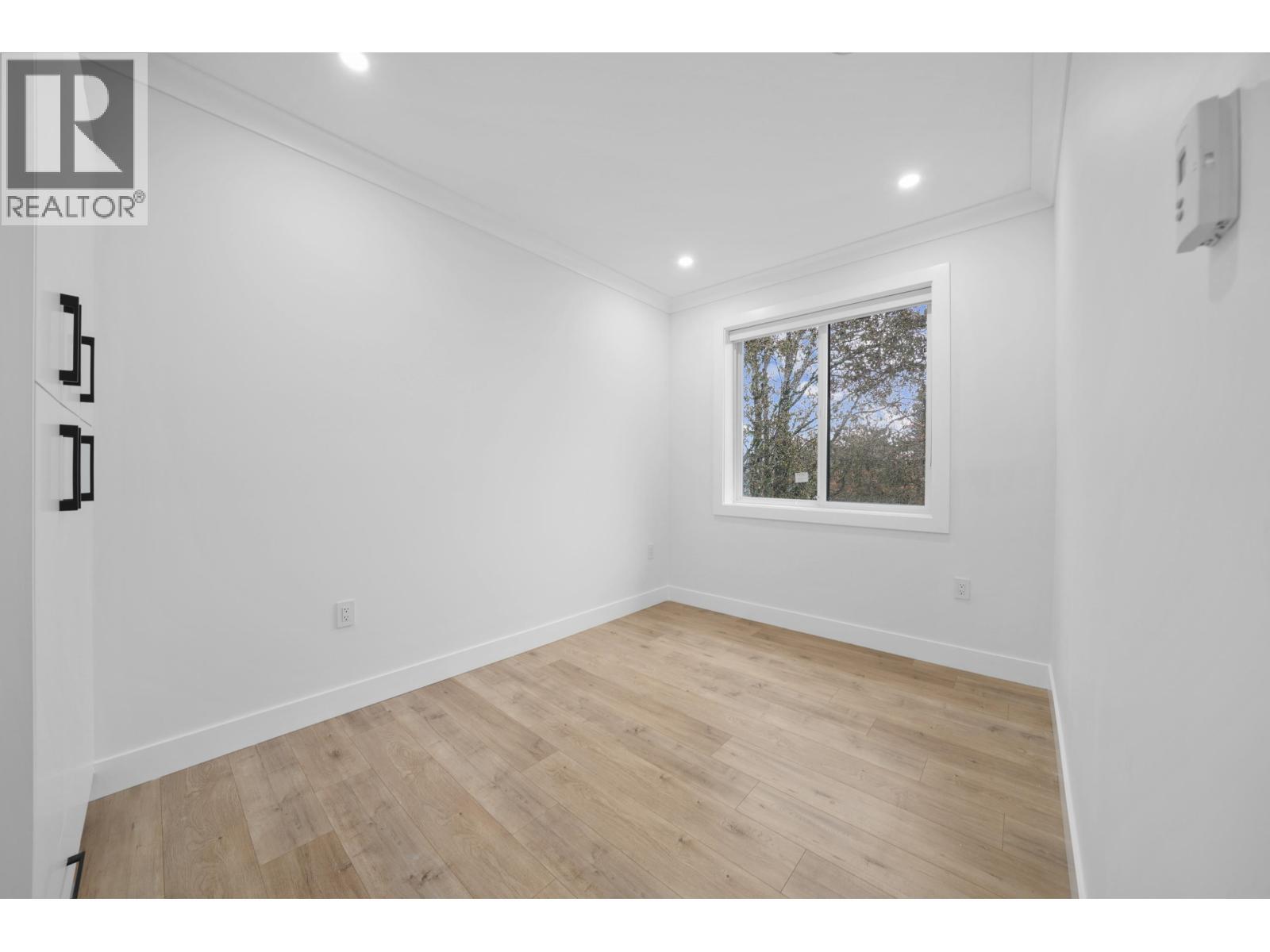 2995 E 17Th Avenue, Vancouver, BC - Indoor Photo Showing Other Room