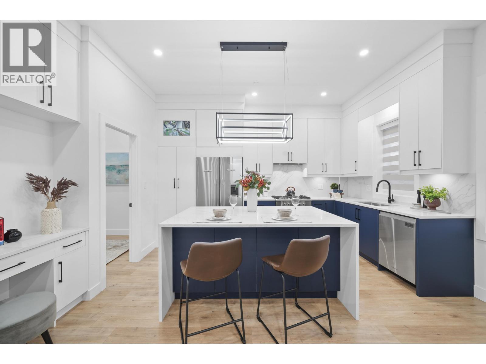 2995 E 17Th Avenue, Vancouver, BC - Indoor