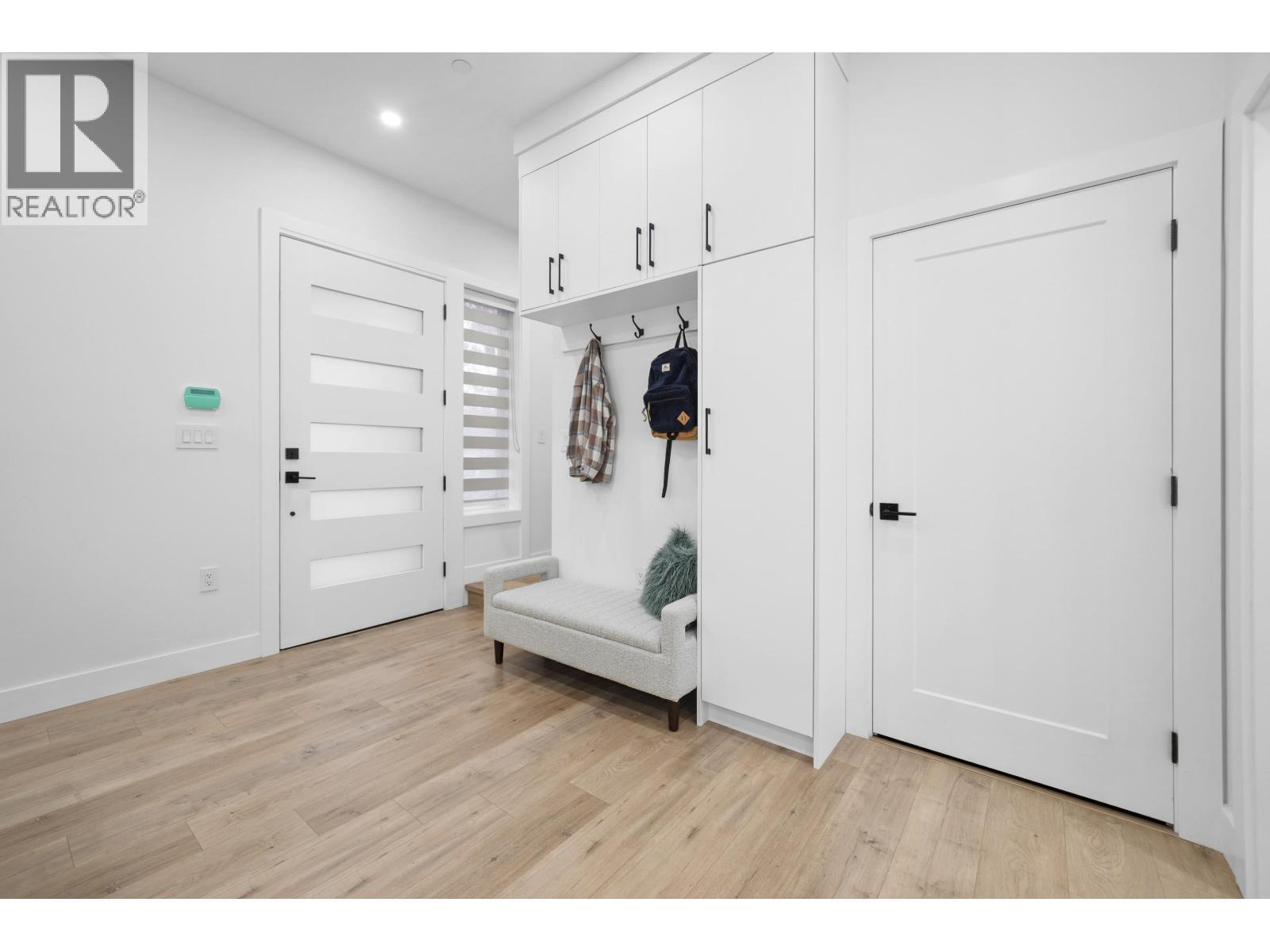 2995 E 17Th Avenue, Vancouver, BC - Indoor Photo Showing Other Room