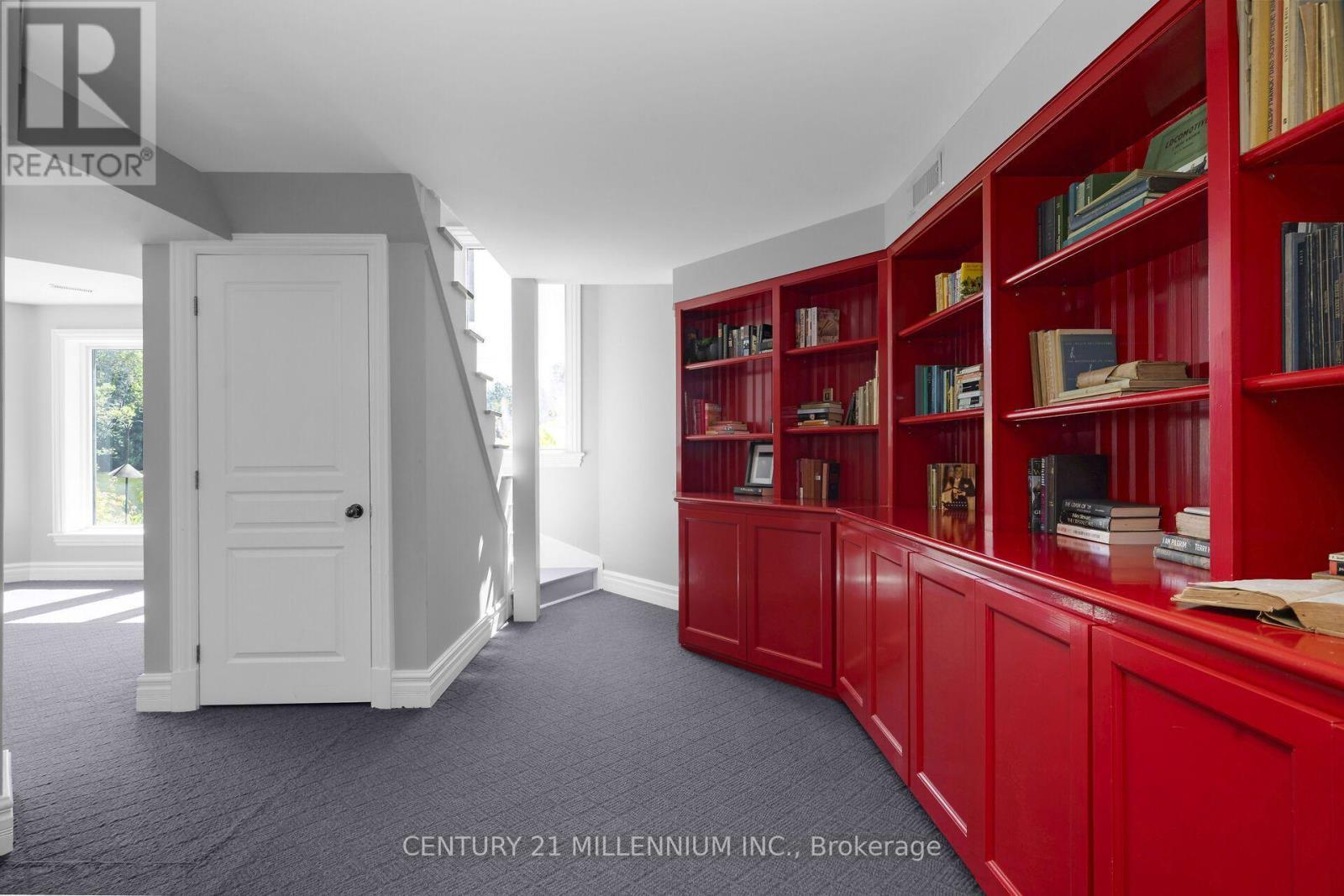 Built In Shelving - 9135 Sideroad 24 Side Road, Erin, ON - Indoor Photo Showing Other Room