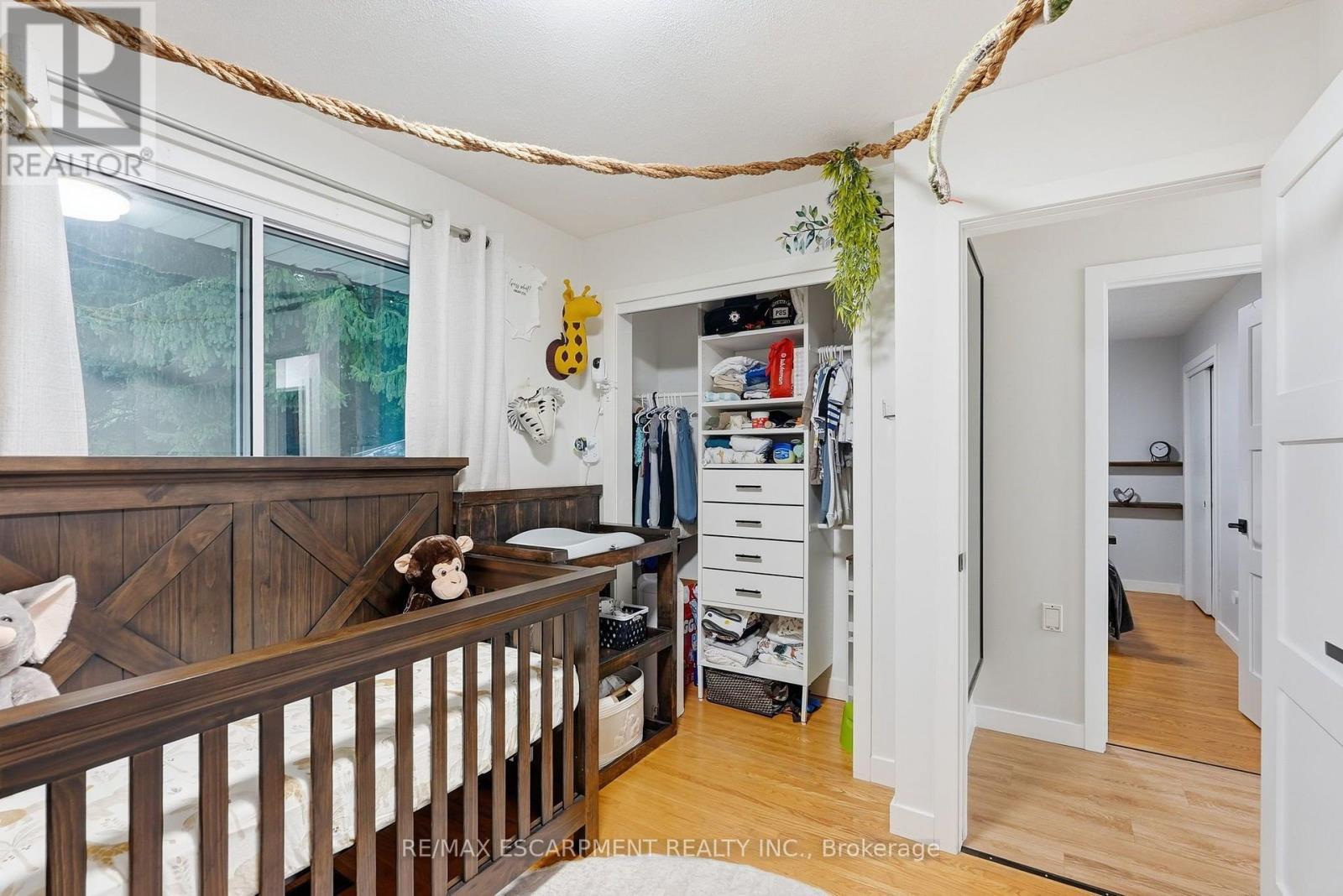 10 Taylor Crescent, Hamilton, ON - Indoor