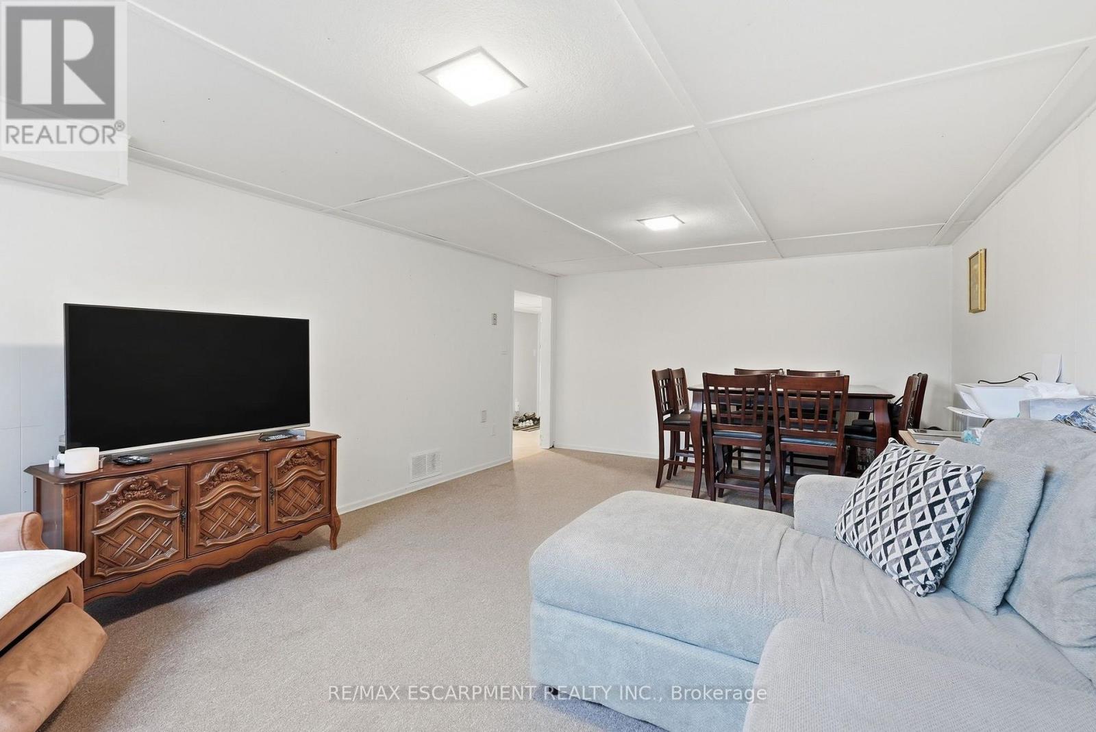 10 Taylor Crescent, Hamilton, ON - Indoor