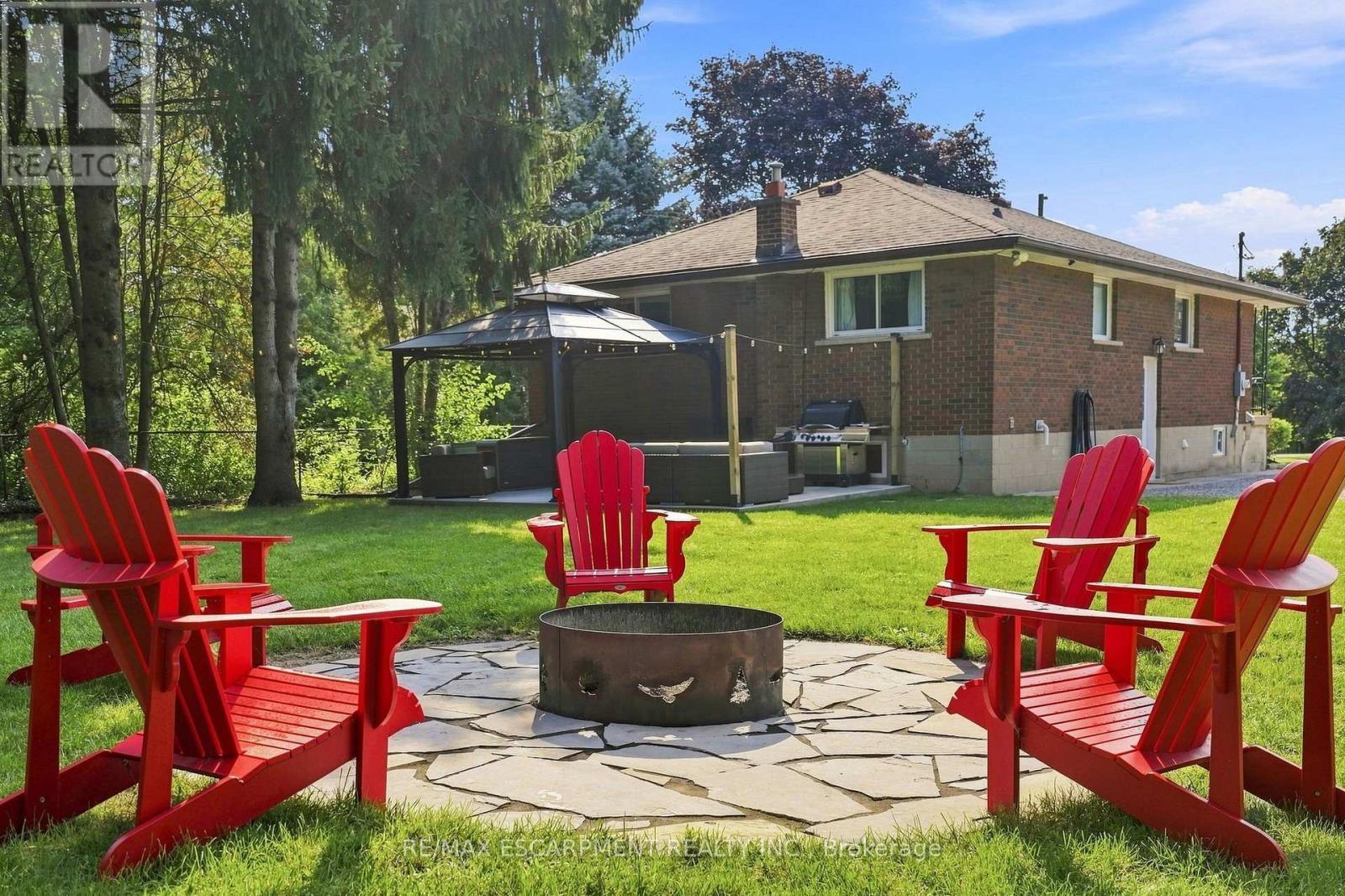 10 Taylor Crescent, Hamilton, ON - Outdoor