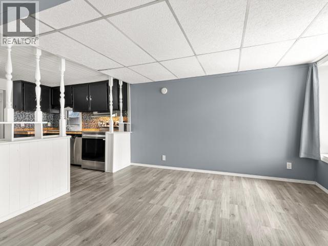 200-26 Azure Road, Whitehorse, YT - Indoor Photo Showing Other Room