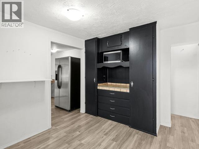 200-26 Azure Road, Whitehorse, YT - Indoor