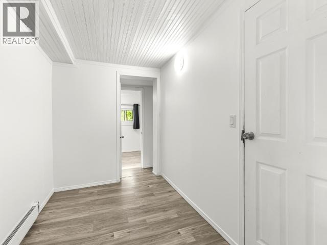 200-26 Azure Road, Whitehorse, YT - Indoor Photo Showing Other Room
