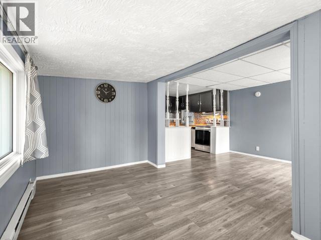200-26 Azure Road, Whitehorse, YT - Indoor
