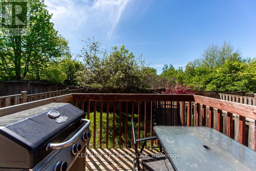 44 Tincomb Crescent, Whitby, ON