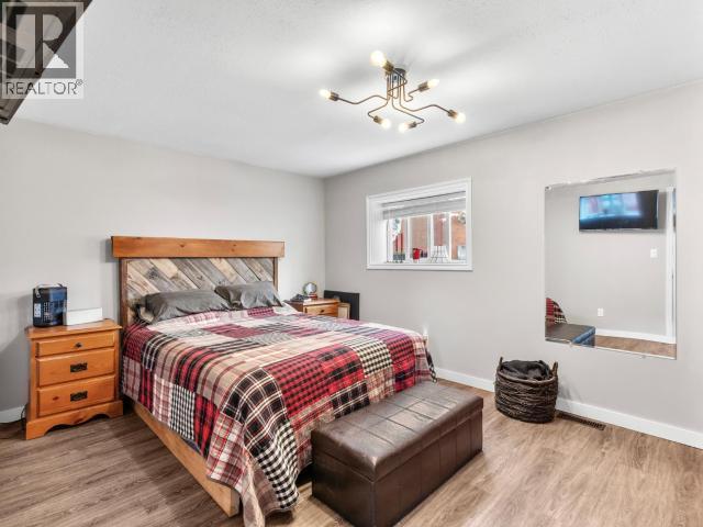 161 Rainbow Road, Whitehorse, YT - Indoor Photo Showing Bedroom