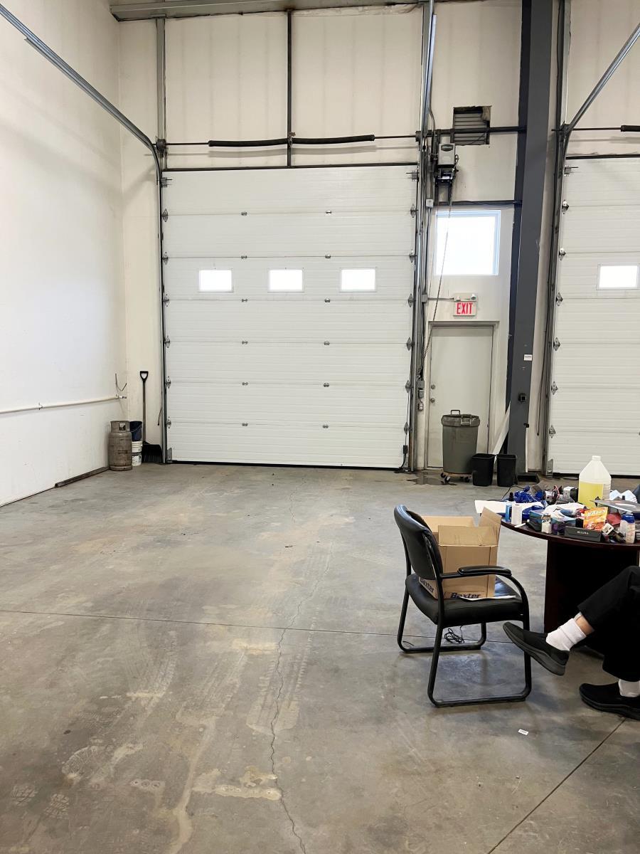 203 & 204, 79 Boulder Blvd., Stony Plain, AB