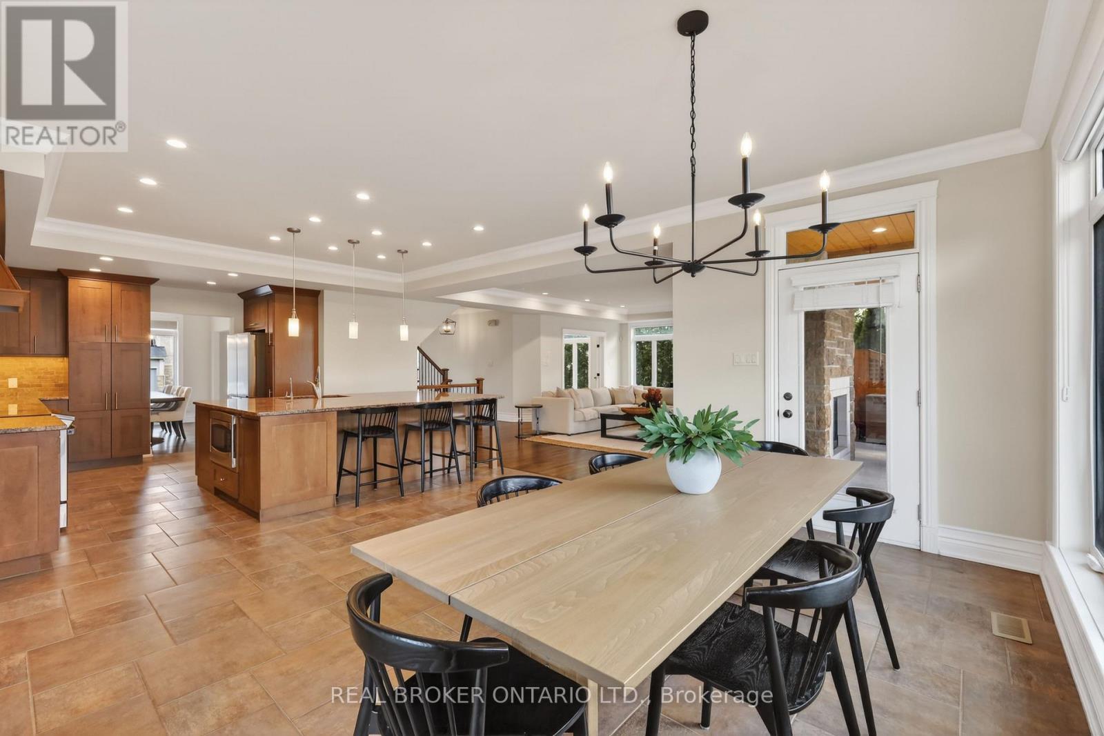465 Lockmaster Crescent, Ottawa, ON - Indoor Photo Showing Dining Room