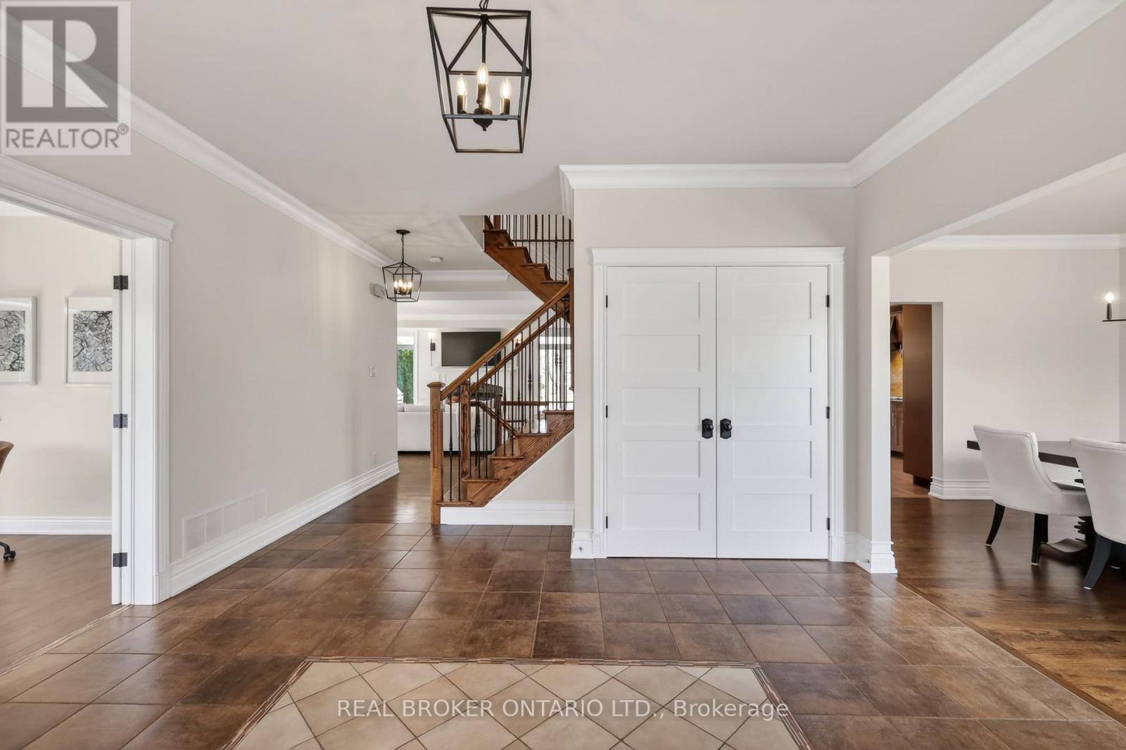 465 Lockmaster Crescent, Ottawa, ON - Indoor Photo Showing Other Room