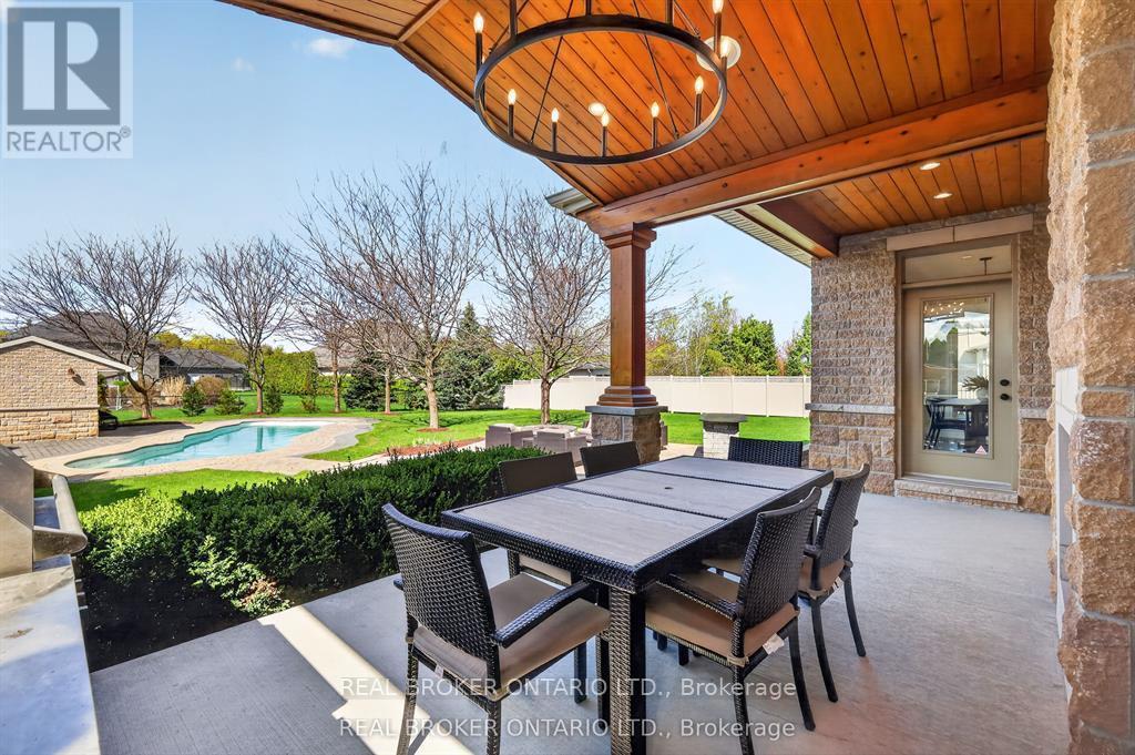 465 Lockmaster Crescent, Ottawa, ON - Outdoor With Deck Patio Veranda