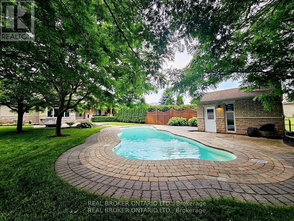 465 Lockmaster Crescent, Ottawa, ON - Outdoor With In Ground Pool