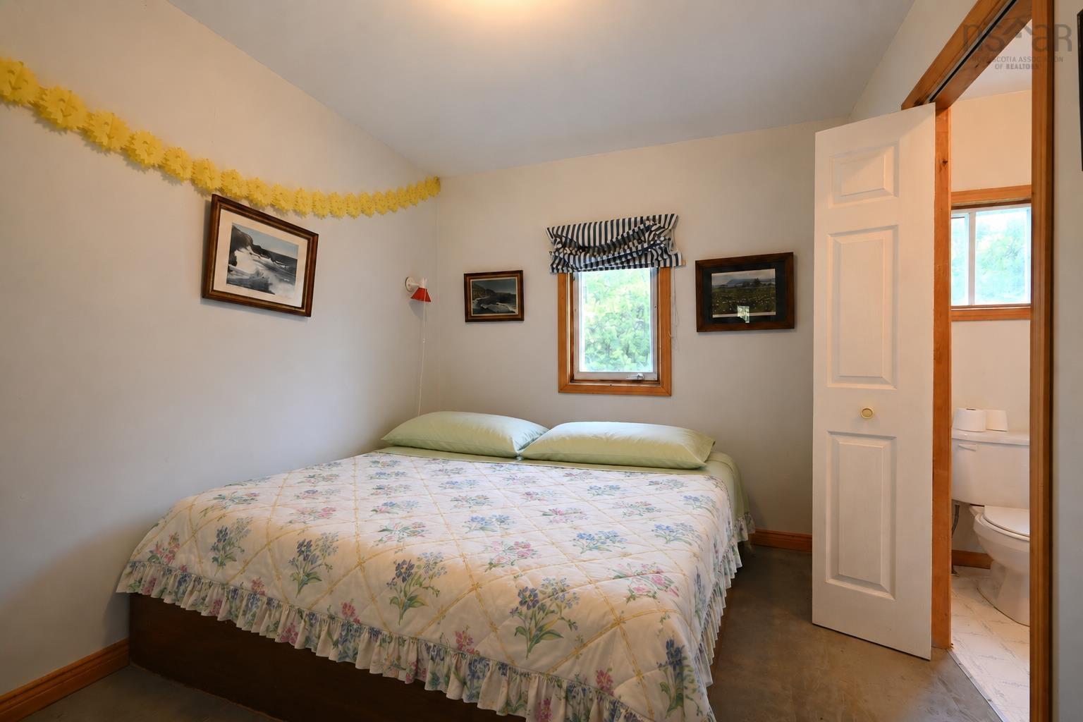 1251 White Point Rd, Smelt Brook, NS - Indoor Photo Showing Bedroom