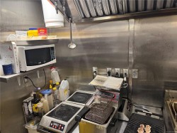 990 Blanshard St Victoria, BC V8W 2H3