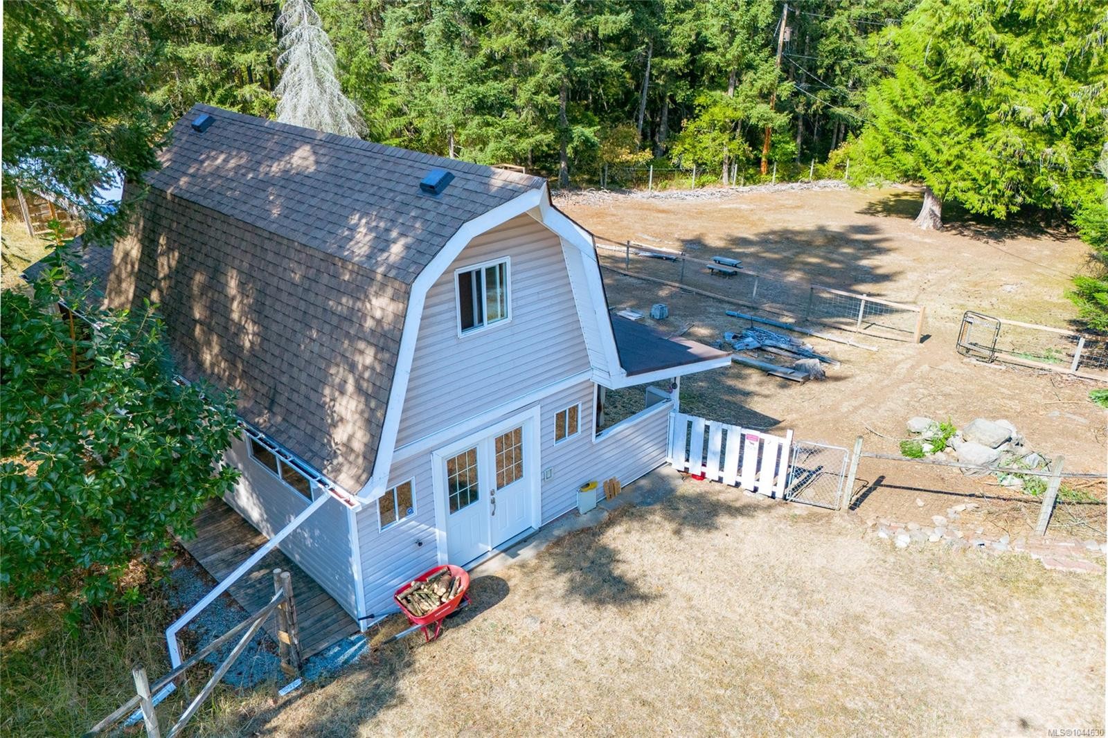 2789 Vanappelen Rd, Nanaimo, BC