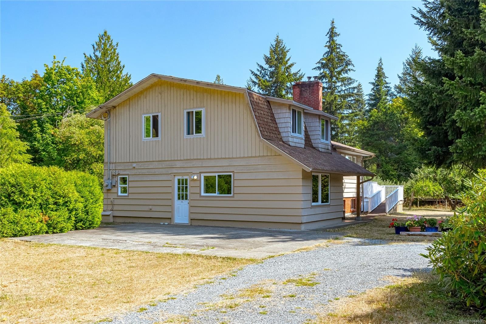 2789 Vanappelen Rd, Nanaimo, BC