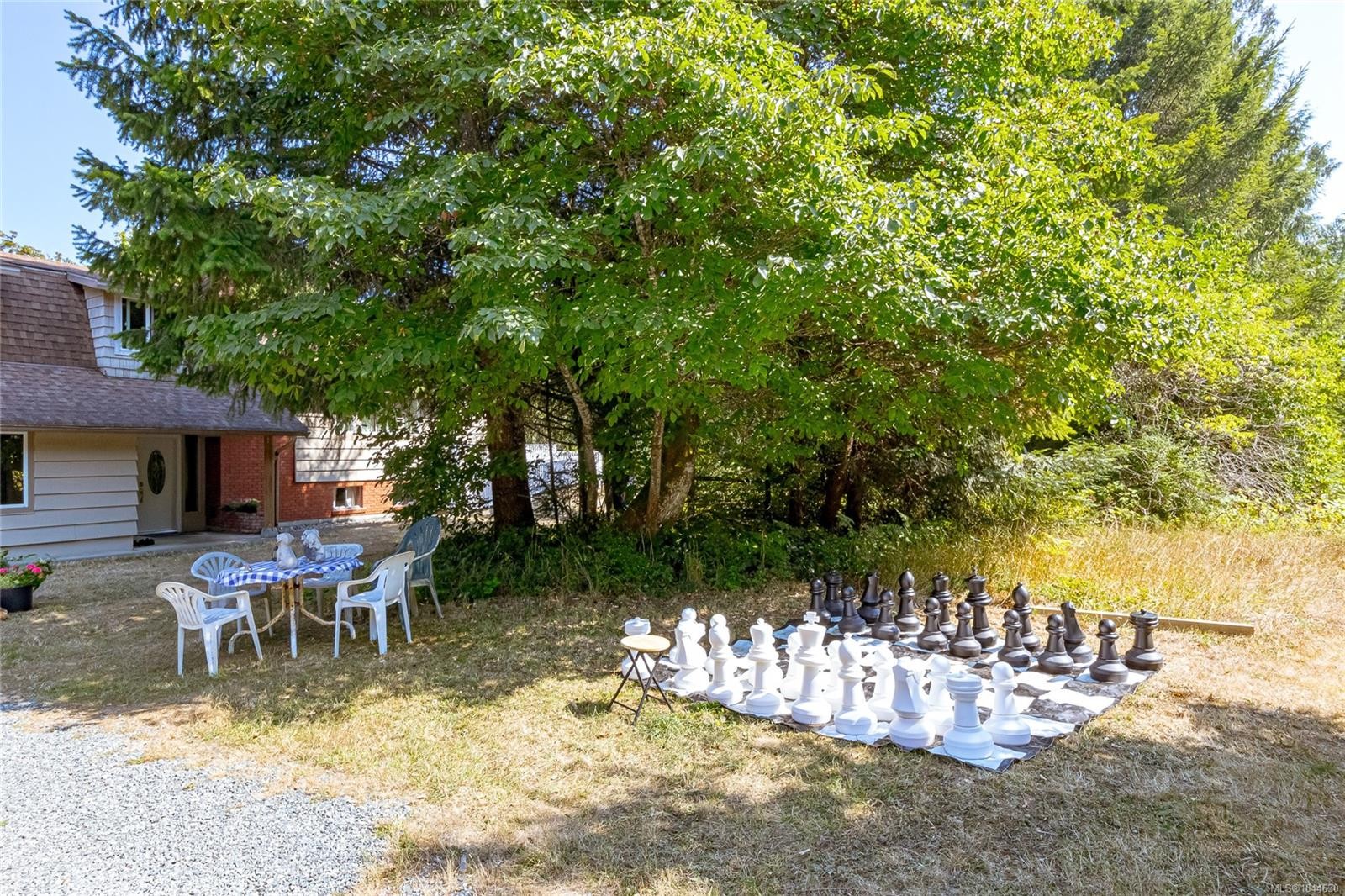 2789 Vanappelen Rd, Nanaimo, BC