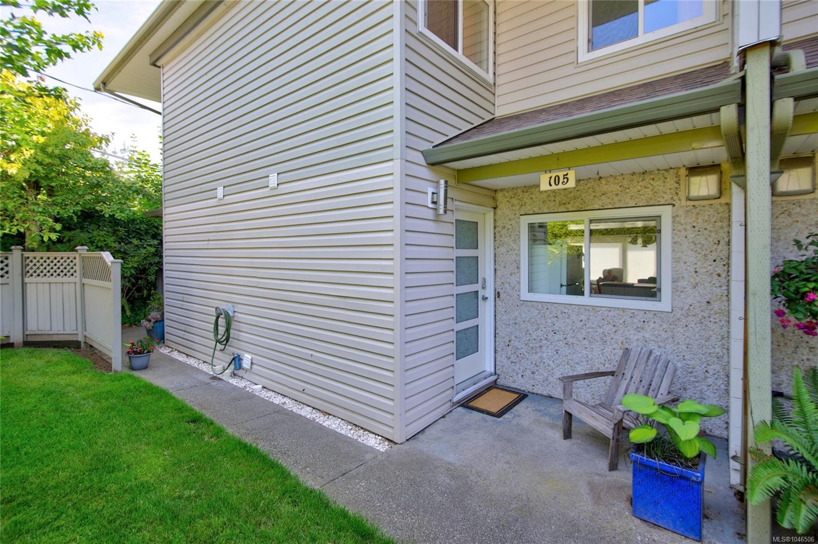 #105-1537 Noel Ave, Comox, BC