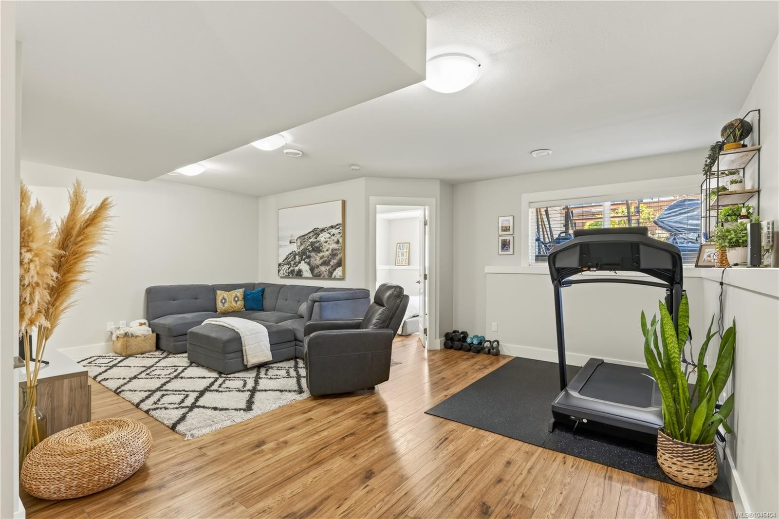 5797 Linyard Rd, Nanaimo, BC - Indoor Photo Showing Gym Room
