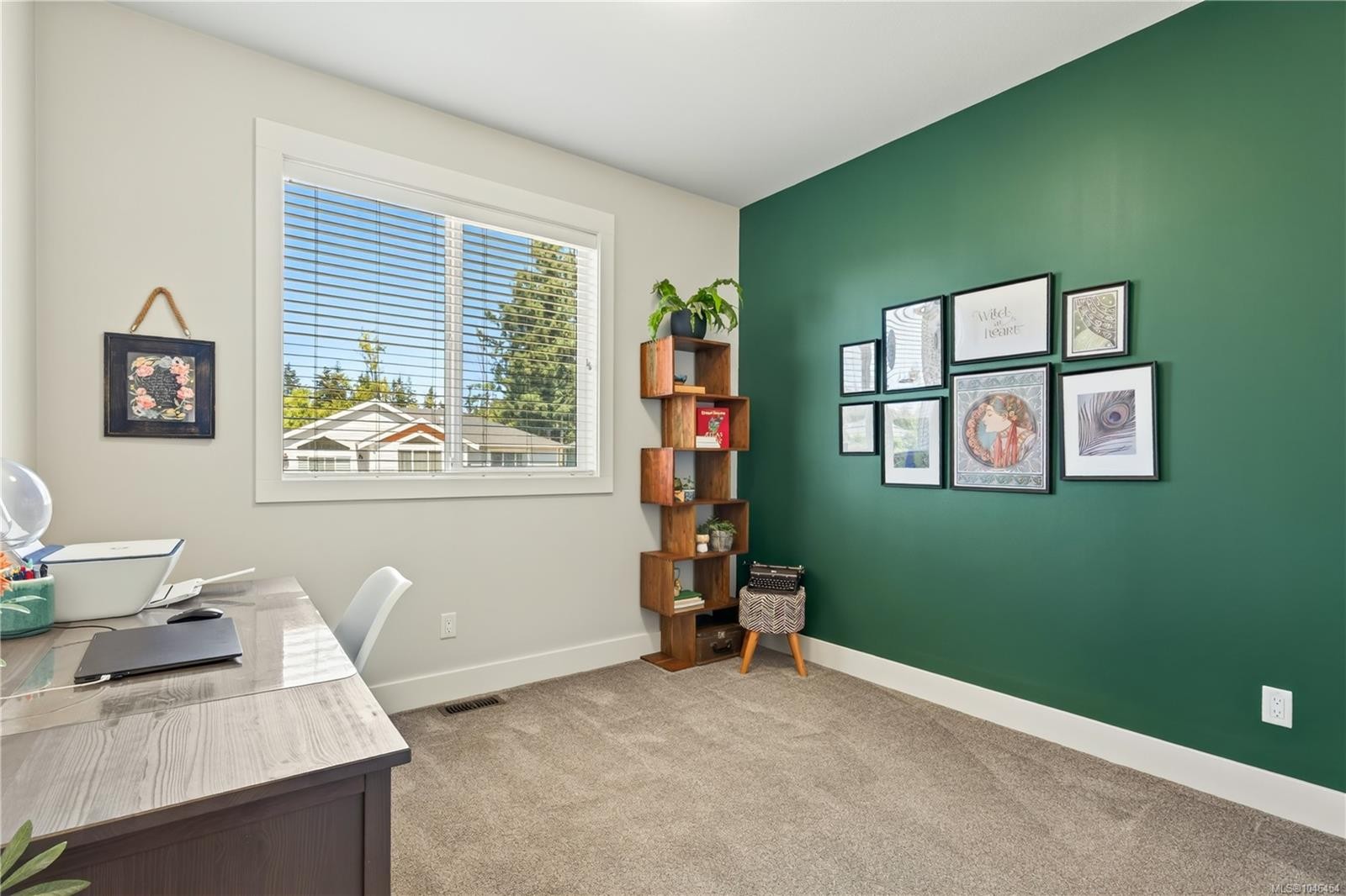 5797 Linyard Rd, Nanaimo, BC - Indoor Photo Showing Other Room