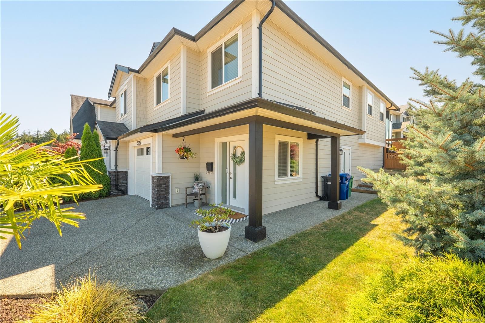 5797 Linyard Rd, Nanaimo, BC - Outdoor