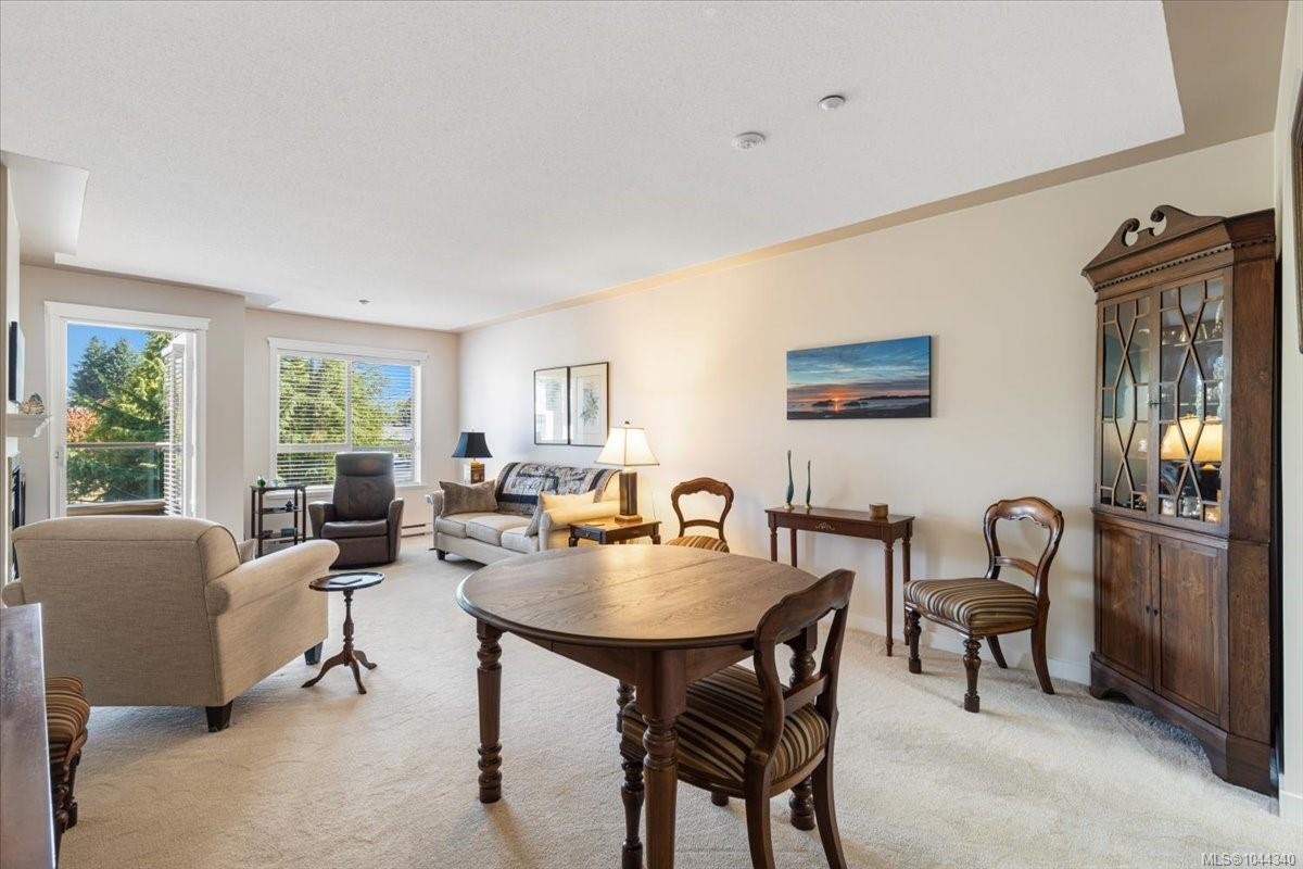 #307-6738 Dickinson Rd, Nanaimo, BC - Indoor