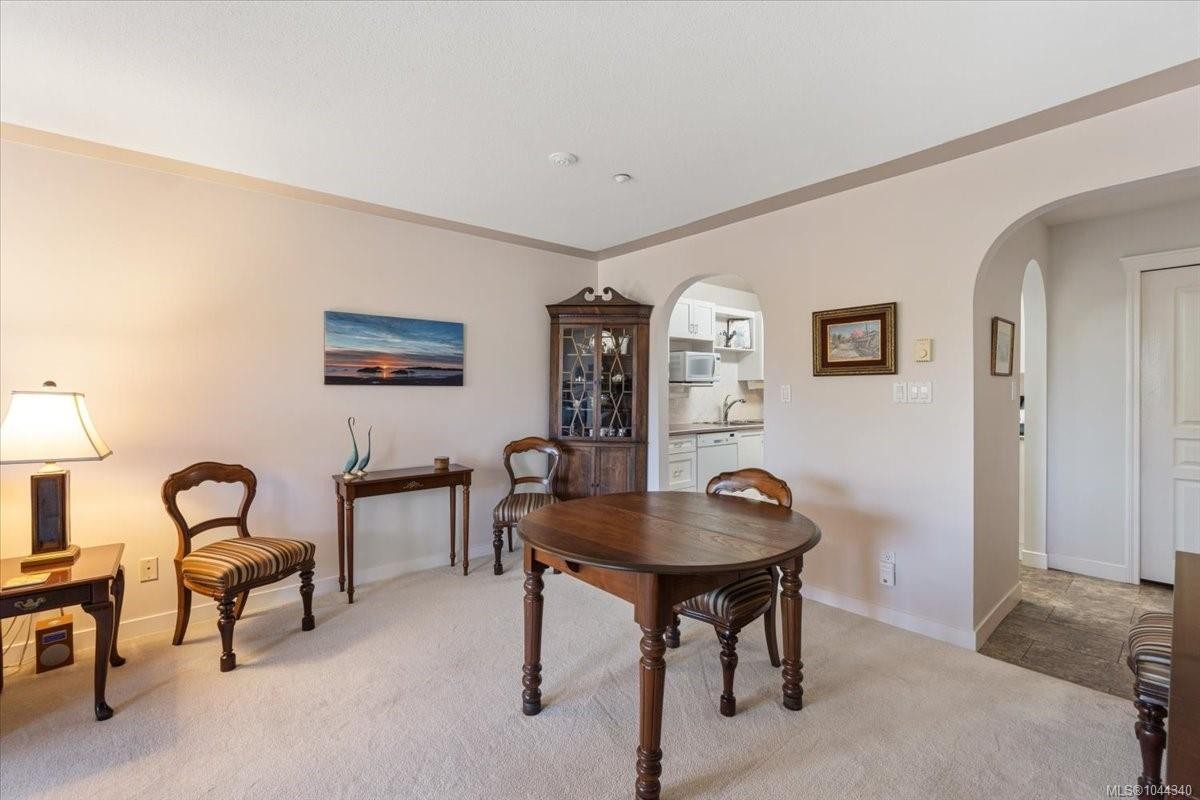 #307-6738 Dickinson Rd, Nanaimo, BC - Indoor